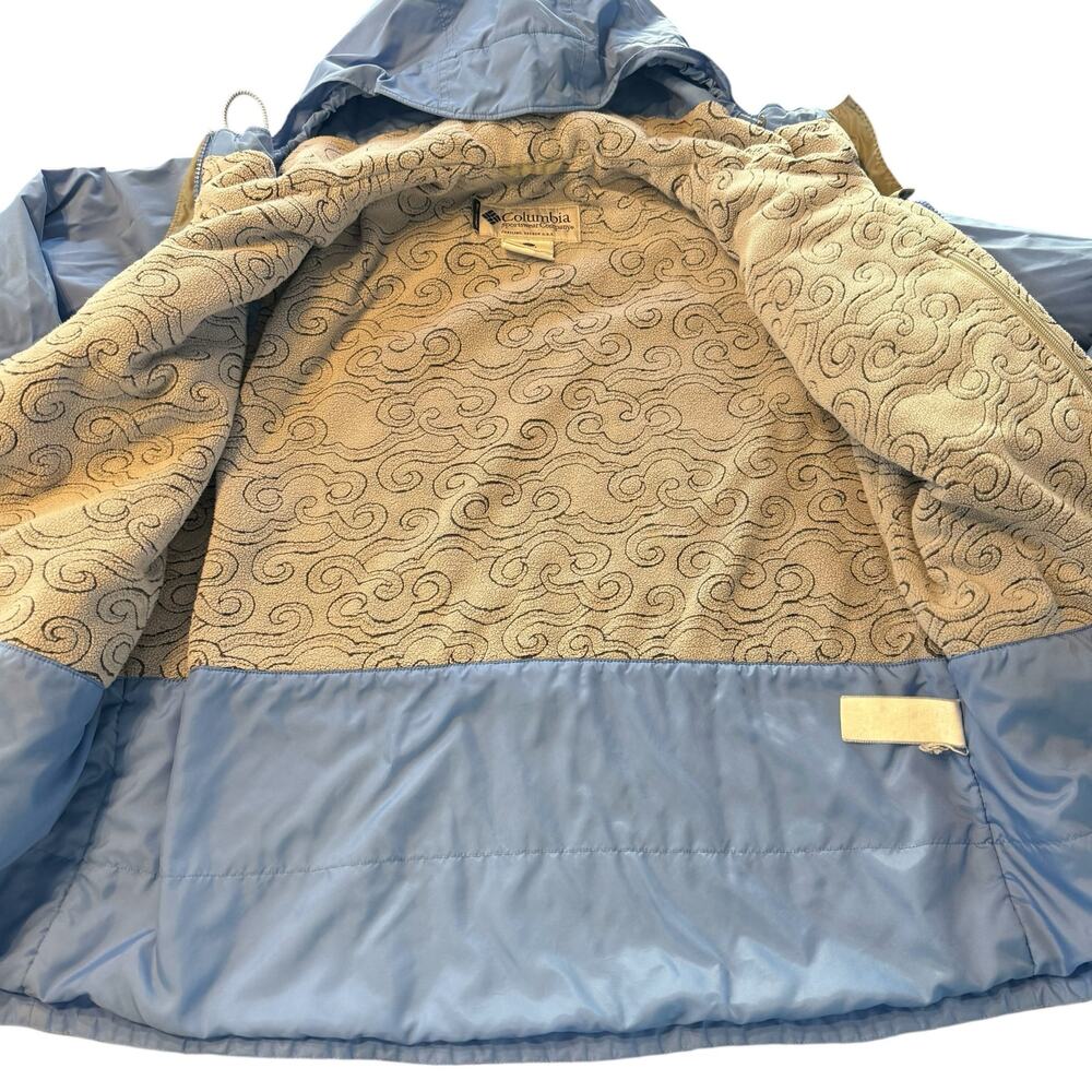 Columbia Women’s light blue winter jacket, hood, ski, Size XL - Picture 4 of 10